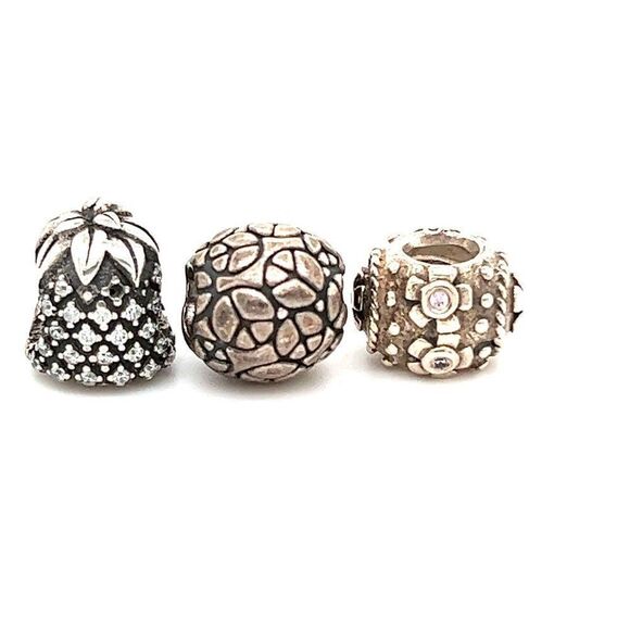 3 Silver Charms - Picture 4 of 4